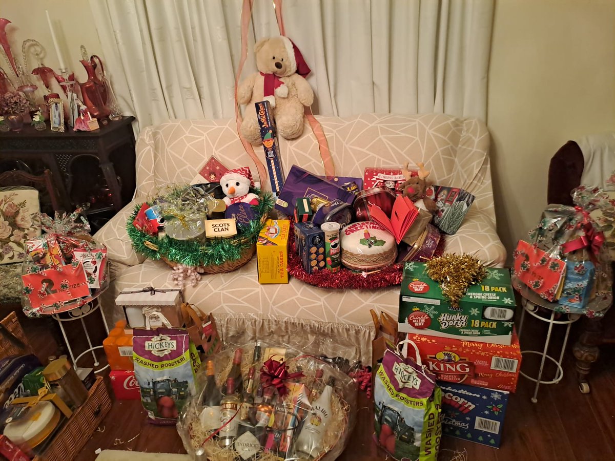 CortownGFC's tweet image. Our Hampers are taking shape ahead of Friday nights draw with the workshop busy populating them all with goodies &amp;amp; vouchers.

The live draw takes place tomorrow night at 9pm - Tickets still available online for €10 each or three for €20 at cortowngaa.com/christmas-raff…