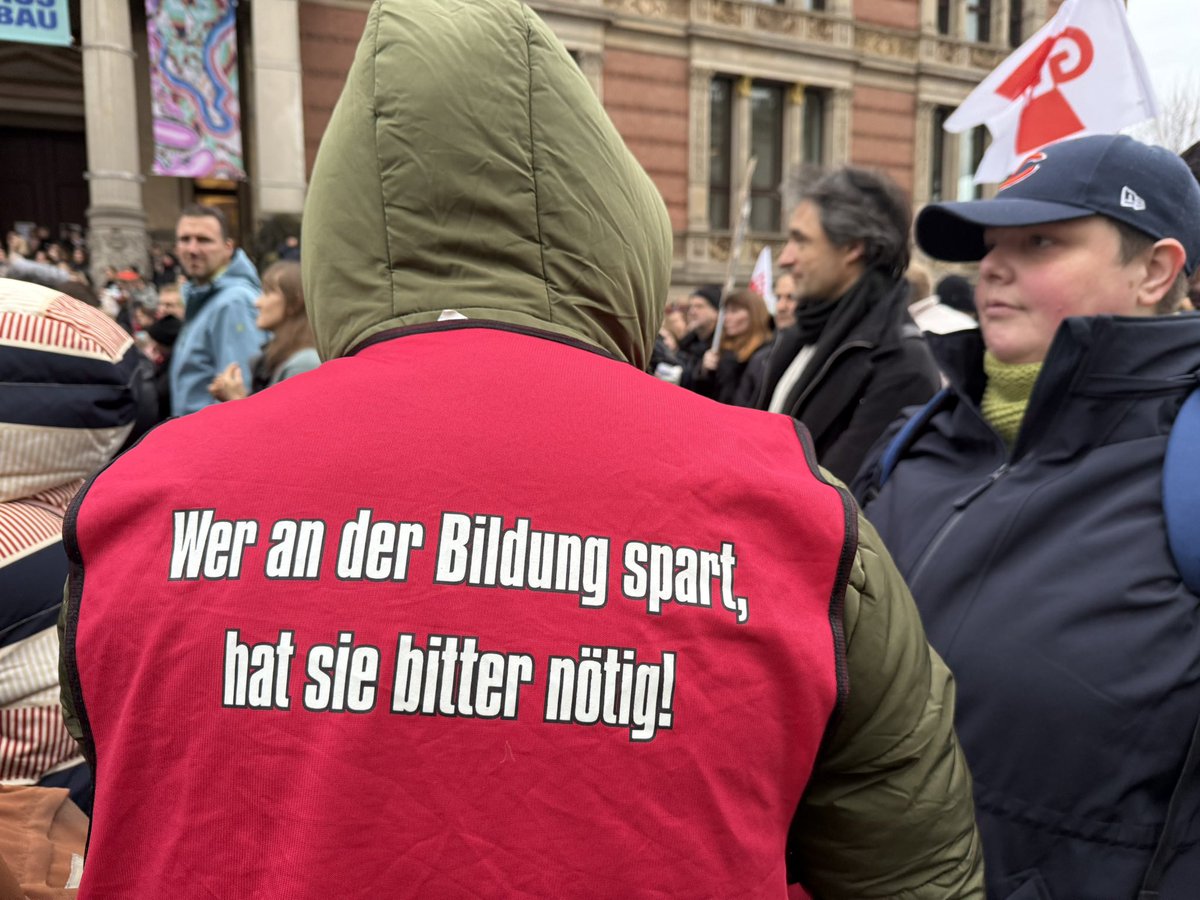 #SaveBrainCity @braincityb @HenryOMarx <a href="/HTMIBerlin/">HTMIBerlin</a> <a href="/bpshwrberlin/">BPS.hwrberlin</a> <a href="/DAAD_Germany/">DAAD News</a> <a href="/DSW_Tweet/">Deutsches Studierendenwerk</a> <a href="/StuWeBerlin/">studierendenWERK</a> <a href="/Berlin_HTW/">HTW Berlin</a> <a href="/HWR_AStA/">AStA HWR Berlin</a> <a href="/Ay_yo_to/">Aysel Yollu-Tok</a> <a href="/bpshwrberlin/">BPS.hwrberlin</a> <a href="/dr_broechler/">Prof. Dr. Stephan Bröchler</a> <a href="/AGH_Berlin/">Abgeordnetenhaus von Berlin</a> <a href="/dgb_news/">DGB - Deutscher Gewerkschaftsbund</a> <a href="/_verdi/">Ver.piss.di</a> <a href="/TspCheckpoint/">Tagesspiegel Checkpoint</a> <a href="/JMWiarda/">Jan-Martin Wiarda</a> @