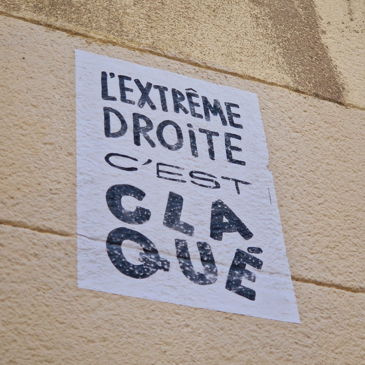 Ce message à <a href="/BrunoRetailleau/">Bruno Retailleau</a> sur la disparition de sa dignité (si tant est qu'il en ait eu une) sera notre dernière publication sur ce réseau 👋🚮
mailchi.mp/ladisparition/…
Pour nous suivre, abonnez-vous à notre newsletter et à nos autres réseaux ! Ciao et vive la presse libre🔥