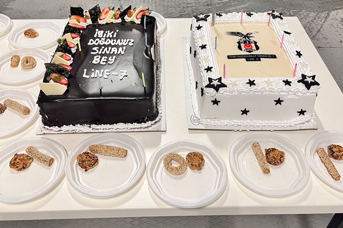 Bazı seneler birkaç yaş birden alabilirsiniz. Mesela ben bu yıl en az 5 yaş aldım.