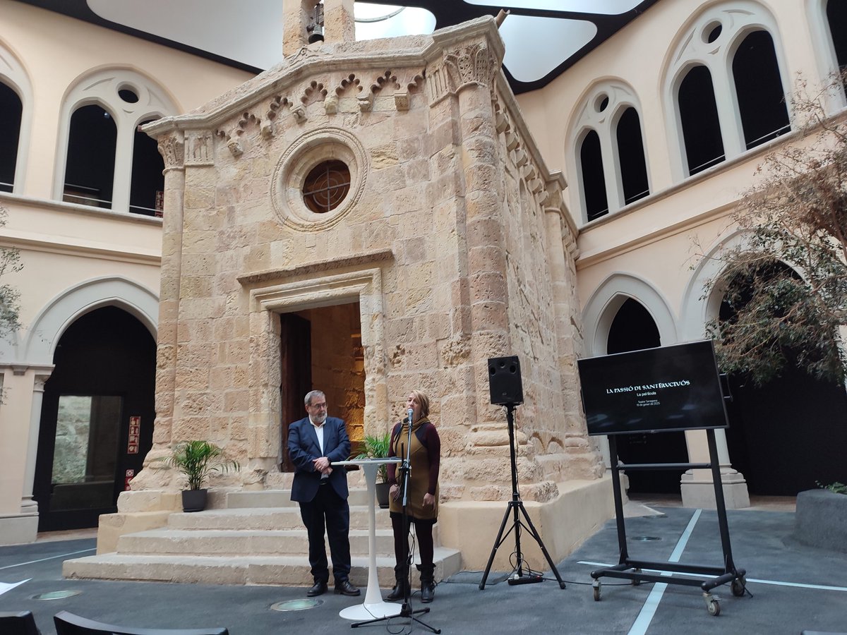 ctarraconense's tweet photo. Roda de premsa. La passió de Sant Fructuós, la pel.lícula.
Entrades gratuïta a través de: https://t.co/ROOlvnTOfG. https://t.co/bjcduwXiIe