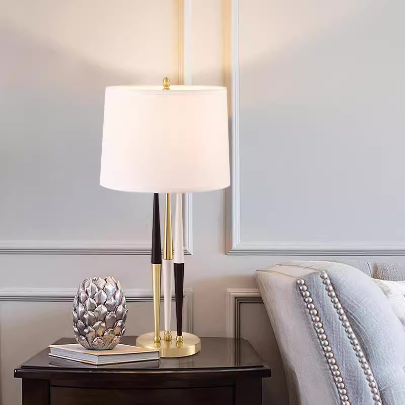 MISSCITYSTYLE's tweet image. ✨ Upgrade your workspace with our White, Black, and Gold Framed Table Lamp! The unique pen-style design is perfect for study rooms and desks. 🎄 Christmas Sale: 20% Off Now!
🛒 Shop today: 
Link: misscitystyle.com.au/white-black-go…
#OfficeDeskLamps #ModernDeskAccessories #WorkspaceLighting