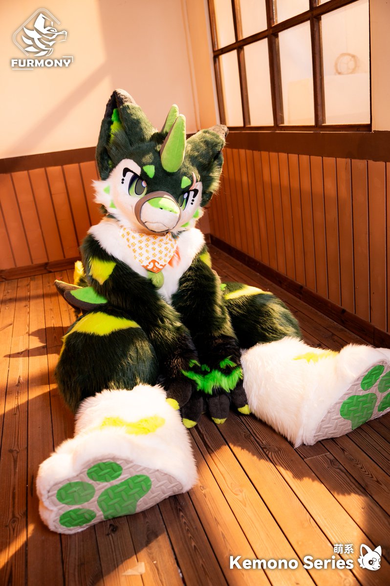 furmony's tweet photo. 「New Commission Finished」  
"The shadows of the past have long faded. Now, this place is finally my stage alone."  

#furry #fursuit #furmony #鸿萌造物 https://t.co/SMZ90MvA6y