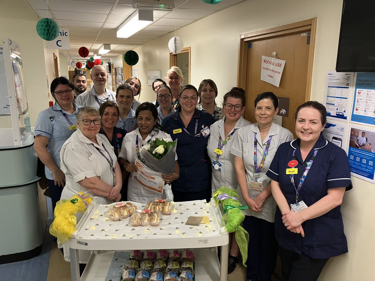 UHLBEEawards's tweet photo. Shareen has been described as an exceptional member of team, always going above and beyond to support intern working on the project search. Your dedication and hard work do not go unnoticed. 🐝 @misstickle101 @Leic_hospital @JudithSpiers @UHLJ2E @UHLSDM @Angliss29 https://t.co/xopNgvC77I