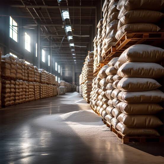 Out of 36 States in Nigeria , 23 score zero on the Food Security index . 

South South and South East Nigeria have zero food storage capacity . 

No Warehouses , No Silo