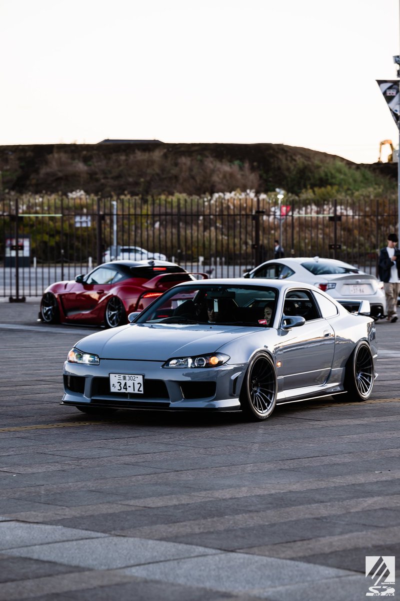 #みんなの車のツラが見たい
タイヤでツラを出す作業