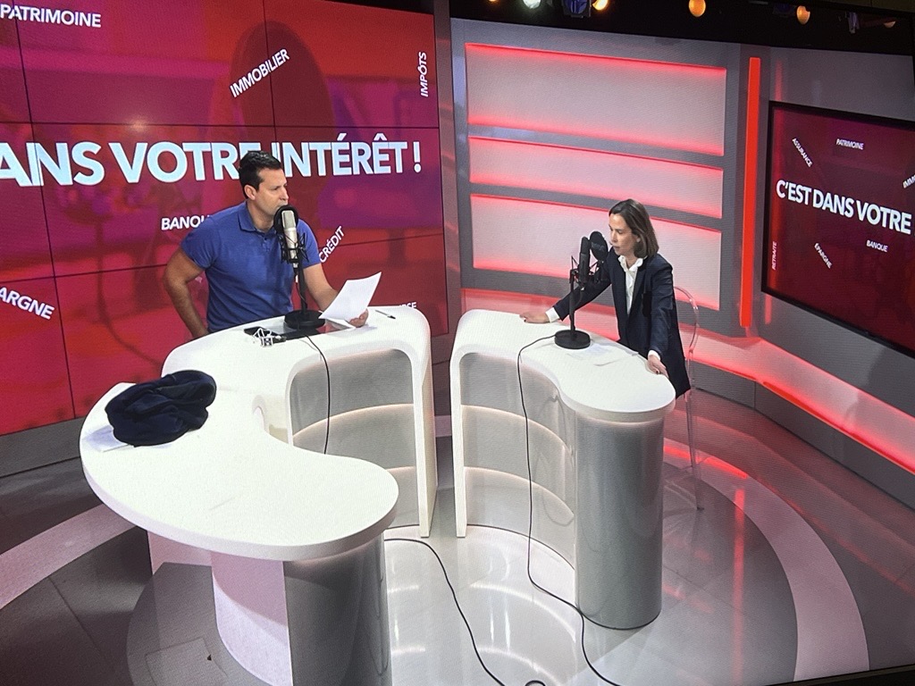BlackRock_FRA's tweet image. 📺 Retrouvez Ivana Davau, Responsable de la distribution digitale France chez BlackRock dans l’émission du dimanche 15 décembre « C’est dans votre intérêt » de David Jacquot sur Radio Classique : 1blk.co/4a1QqFH

Risque de perte en capital #communicationpublicitaire