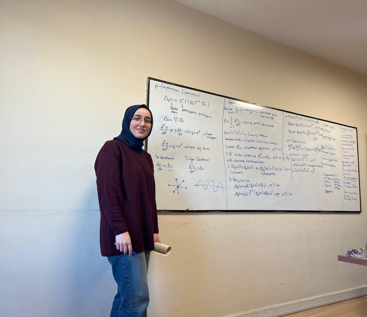 Today, during our weekly seminar, our student Elif Demir presented a detailed discussion on the Laplace operator. Thank you to everyone who joined! 🎓📚
#Mathematics #LaplaceOperator #WeeklySeminar #STEM #Research #YTÜ