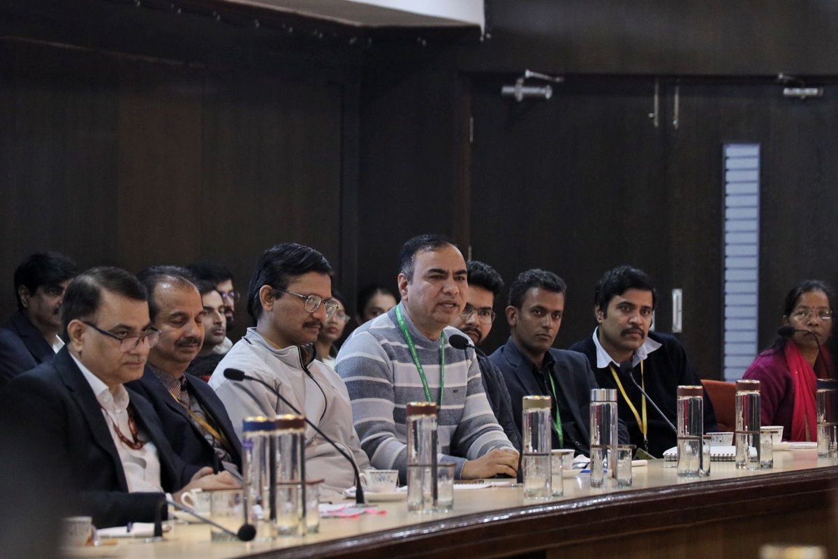 Jyotiraditya M. Scindia tweet media