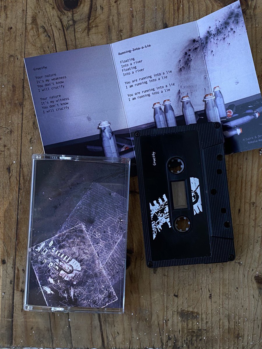 Crucify/Running Into a Lie tapes are here 😈
evitceles.bandcamp.com/album/crucify-…