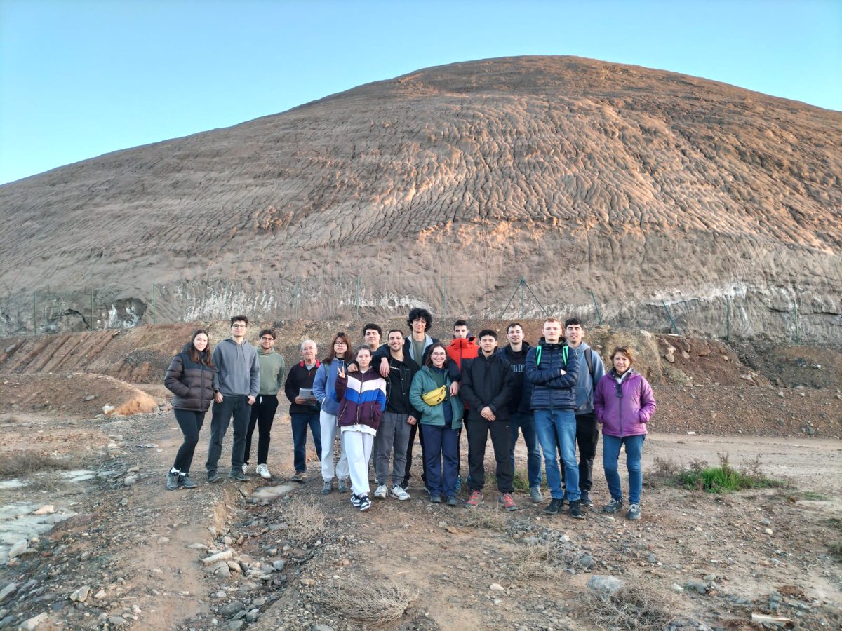 Mariano Moreno de las Heras (@mmorenoheras) on Twitter photo Fa unes setmanes, els estudiants d’Avaluació d’Impactes Ambientals de <a href="/GeografiaUB/">Geografia UB</a> van visitar la presa de la Baells i els runams salins de Sallent.
Gràcies a Salvador Puigmartí <a href="/minesdecercs/">Museu de les Mines de Cercs</a>, Josep Rivera i Gemma Massip <a href="/ProuSal/">Prousal Patani</a> <a href="/DelTaula/">TAULA DEL LLOBREGAT</a> per la col·laboració! Fa unes setmanes, els estudiants d’Avaluació d’Impactes Ambientals de <a href="/GeografiaUB/">Geografia UB</a> van visitar la presa de la Baells i els runams salins de Sallent.
Gràcies a Salvador Puigmartí <a href="/minesdecercs/">Museu de les Mines de Cercs</a>, Josep Rivera i Gemma Massip <a href="/ProuSal/">Prousal Patani</a> <a href="/DelTaula/">TAULA DEL LLOBREGAT</a> per la col·laboració!
