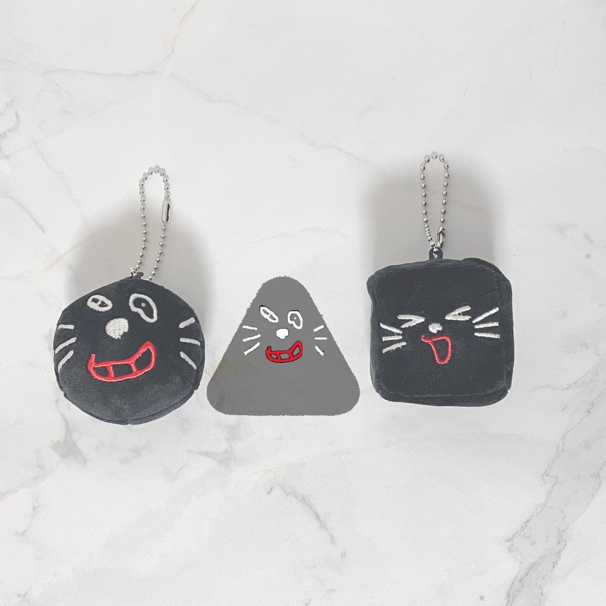 yoko_superman's tweet photo. 𐔌   .  ⋮ ○△□  ֹ   ₊ ꒱

もし次があれば
キヨ猫ピラミッドとか
三角形のキヨ猫ぬいがほしいな💭 https://t.co/GDpVFJboe3