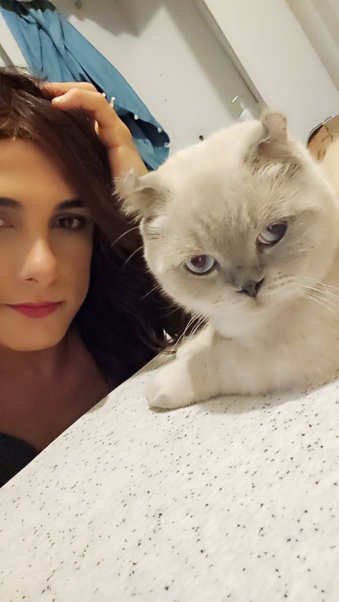 Merhaba izmir ucyol ezgiden hepimize selamlar