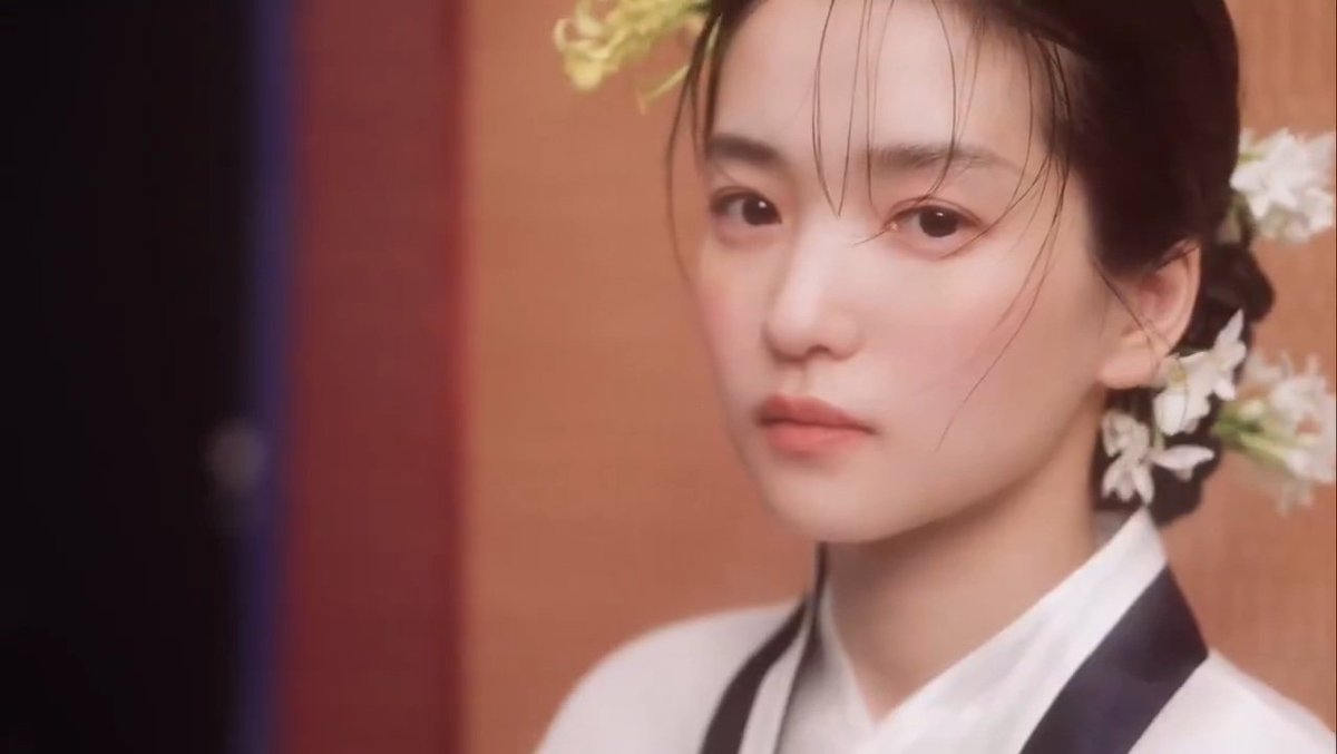 taeri_yeosin's tweet photo. AESHIN AEGISSI 🧎‍♀️🧎‍♀️🧎‍♀️ https://t.co/pWS44tbMI3