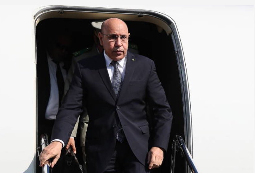 غادر الرئيس  الغزواني، مساء الأمس الأربعاء، العاصمة نواكشوط متوجها إلى العاصمة المغربية الرباط.

ووفق ما أفاد به الوزير المكلف بديوان رئيس الجمهورية، الناني ولد اشروقة، فإن الزيارة تهدف للاطمئنان على صحة السيدة الأولى مريم بنت الداه، التي أجريت لها عملية جراحية عقب وعكة صحية.