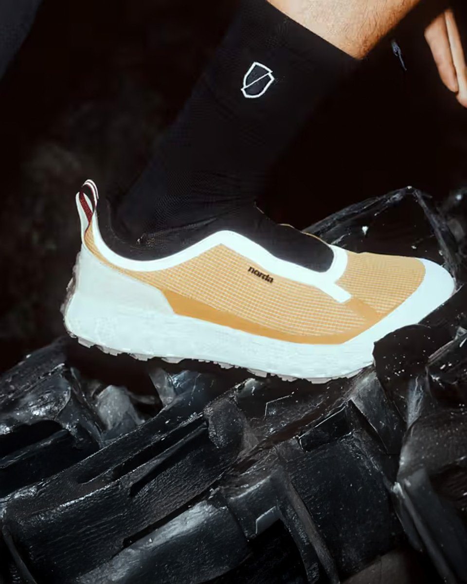 YardsStore's tweet image. Run wild and free with the Norda 003 G+ Trainer in Maple. Designed for peak performance, this trailblazing shoe combines lightweight durability with unparalleled grip, powered by G+® graphene technology.

Shop Now: yardsstore.com/collections/no…

#yardsstore #yards #norda #trainers