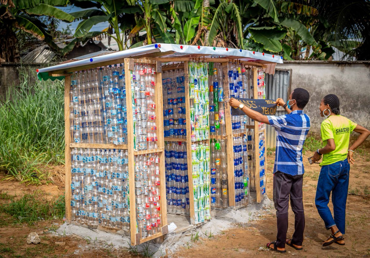 ShadefEco's tweet photo. REDUCING WASTE AND PROMOTING HYGIENE:
THE PLASTIC URINARY PROJECT AT INDEPENDENCE HIGH SCHOOL, ESSIEN UDIM.
(PART 3)
PROJECT IMPACT
The PET Project transformed Independence High School, tackling environmental conservation, health, and education. https://t.co/kzktsNtFUh