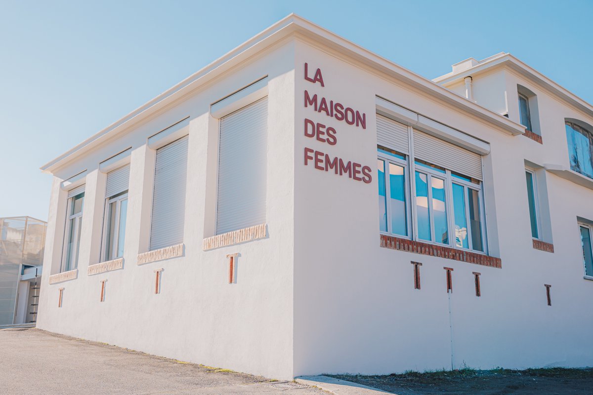 Haute-Garonne (@hautegaronne) on Twitter photo 🏬 La nouvelle Maison des femmes de Toulouse a ouvert ses portes au CHU de Purpan. C'est une structure unique dédiée à l'accompagnement des femmes victimes de violences.
📍 Site de Purpan
📧 mdf@chu-toulouse.fr
📞 05 34 55 76 74
🌐 urlr.me/ZY5pw6 🏬 La nouvelle Maison des femmes de Toulouse a ouvert ses portes au CHU de Purpan. C'est une structure unique dédiée à l'accompagnement des femmes victimes de violences.
📍 Site de Purpan
📧 mdf@chu-toulouse.fr
📞 05 34 55 76 74
🌐 urlr.me/ZY5pw6
