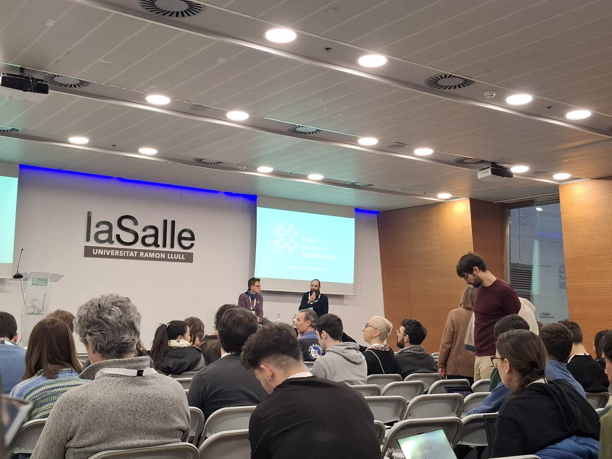 ELLISBarcelona (@ellisbarcelona) on Twitter photo 🗓️ The ELLIS Unit Barcelona is co-organising the Deep Learning Barcelona Symposium (<a href="/dlbcnai/">Deep Learning Barcelona Symposium</a>).
Our co-director, Dimosthenis Karatzas (<a href="/dkaratzas/">Dimosthenis Karatzas</a>), has opened the first oral session of the day alongside Marco Beroni from <a href="/icreacommunity/">ICREA Community</a>. 🗓️ The ELLIS Unit Barcelona is co-organising the Deep Learning Barcelona Symposium (<a href="/dlbcnai/">Deep Learning Barcelona Symposium</a>).
Our co-director, Dimosthenis Karatzas (<a href="/dkaratzas/">Dimosthenis Karatzas</a>), has opened the first oral session of the day alongside Marco Beroni from <a href="/icreacommunity/">ICREA Community</a>.
