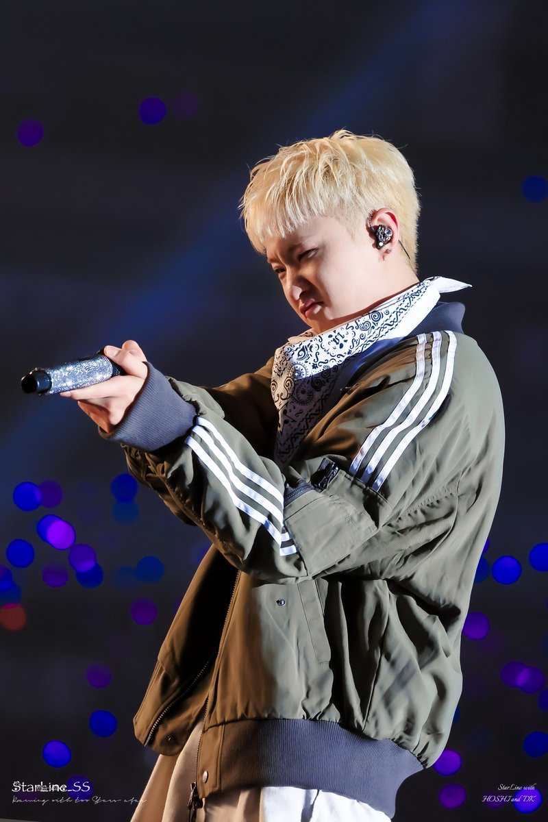 StarLine_SS's tweet photo. 241219 [RIGHT HERE] 후쿠오카 Day1
캐럿들 심장에 piupiu👉💕
#호시 #HOSHI #순영 #ホシ
#세븐틴 #SEVENTEEN
#SVT_RIGHT_HERE_IN_FUKUOKA https://t.co/H5RL6Y5miI