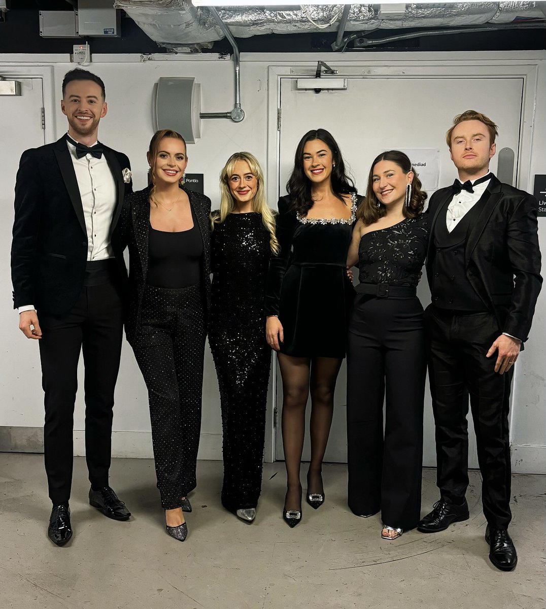 Welsh of the West End (@welshwestend) on Twitter photo DIOLCH BANGOR! 🎶 Two brilliant sold out shows at <a href="/PontioTweets/">PontioTweets</a>, diolch am y croeso cynnes ✨ DIOLCH BANGOR! 🎶 Two brilliant sold out shows at <a href="/PontioTweets/">PontioTweets</a>, diolch am y croeso cynnes ✨