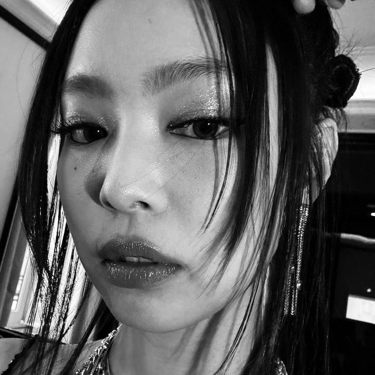 ⠀⠀ 
𝕯𝐨𝐧'𝐭 𝐡𝐚𝐯𝐞 𝐭𝐨 𝐠𝐮𝐞𝐬𝐬 𝐭𝐡𝐞 𝐜𝐨𝐥𝐨𝐫 𝐨𝐟 𝐲𝐨𝐮𝐫 𝐮𝐧𝐝𝐞𝐫𝐰𝐞𝐚𝐫. 
𝕴𝐭'𝐬 𝐭𝐡𝐚𝐭 𝐥𝐚𝐜𝐲 𝐛𝐥𝐚𝐜𝐤 𝐩𝐚𝐢𝐫 𝐰𝐢𝐭𝐡 𝐭𝐡𝐞 𝐥𝐢𝐭𝐭𝐥𝐞 𝐛𝐨𝐰𝐬.
𝕿𝐡𝐞 𝐨𝐧𝐞𝐬 𝕴 𝐩𝐢𝐜𝐤𝐞𝐝 𝐨𝐮𝐭 𝐟𝐨𝐫 𝐲𝐨𝐮 𝐢𝐧 𝕿𝐨𝐤𝐲𝐨.
⠀⠀