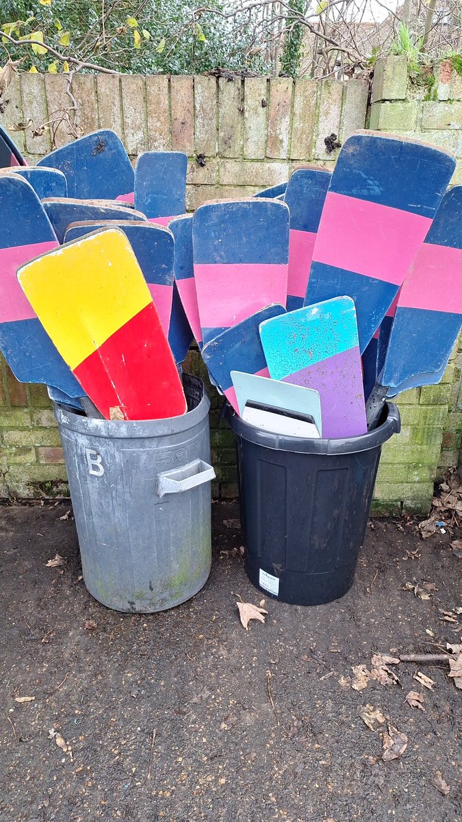 TheFlyingBoatman tweet media