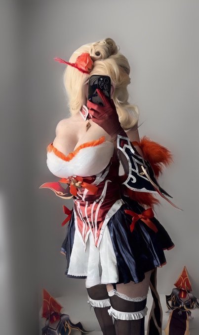 high noon evelynn? https://t.co/HyLBne4W2r