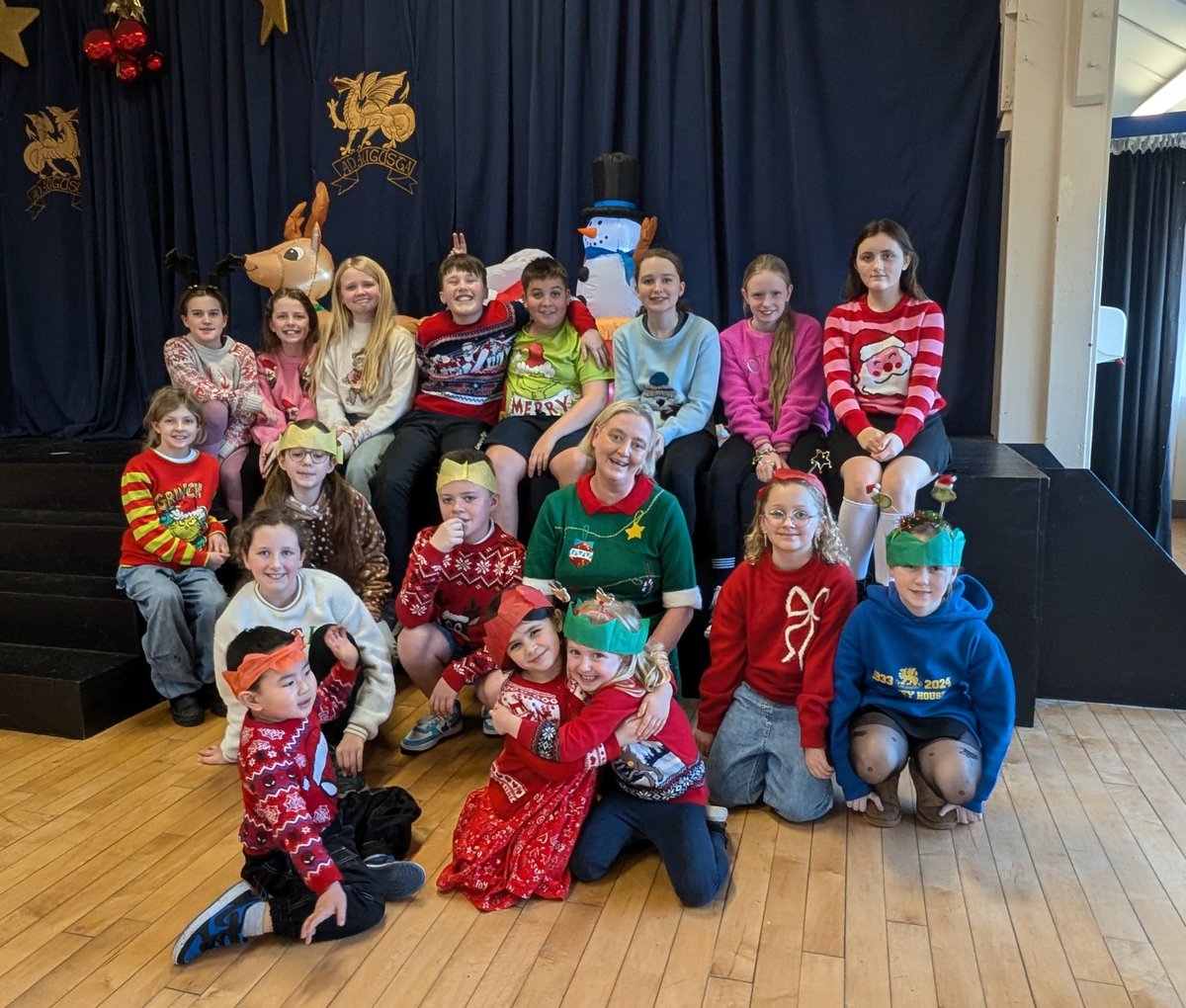 Downey House School tweet media