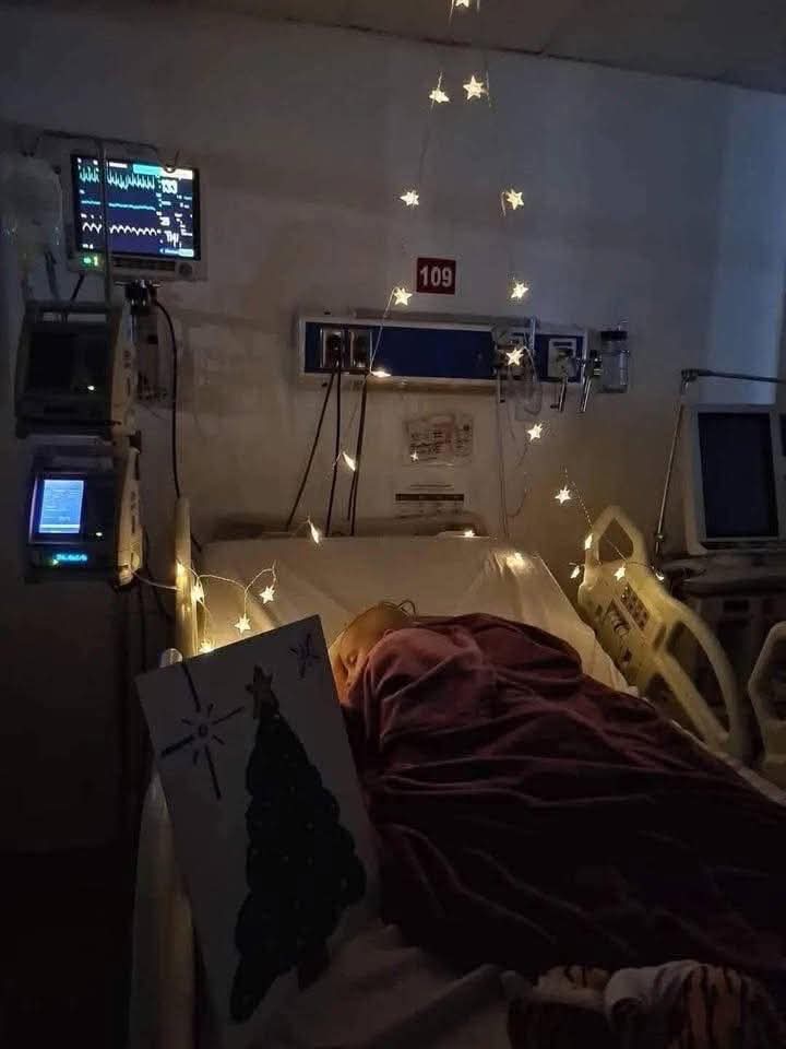 Mi deseo para esta navidad 🥺☝️🎅✨
Que las personas con Cánc3r no pierdan la fe🙏 y ganen su batalla. 💪❤️🙏🏻