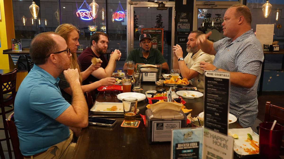 DiscoverTec's tweet photo. Had a great time at @tepeyolotbeer 🌮 🍺 🕹️ https://t.co/kci1e39dij