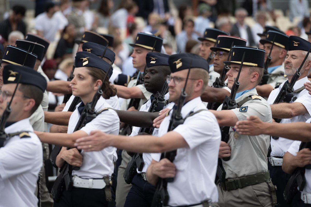 DIRISI_FR's tweet image. Première participation au défilé militaire du 14 Juillet en tant qu’entité fédérée. (3/6)

#UnirNosForces #DIRISI