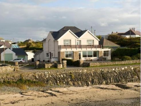 TheHolidayCots's tweet image. A fantastic review for Craigneish!  

'Beautiful, spacious cottage with a lovely garden and a great view. This is a place we would definitely return to. Thank you!'

🛏️ Sleeps 1-9
theholidaycottages.co.uk/anglesey/10602

#CraigneishCottage #Countryside #Spacious #ComfyBeds #ThoughtfulTouches