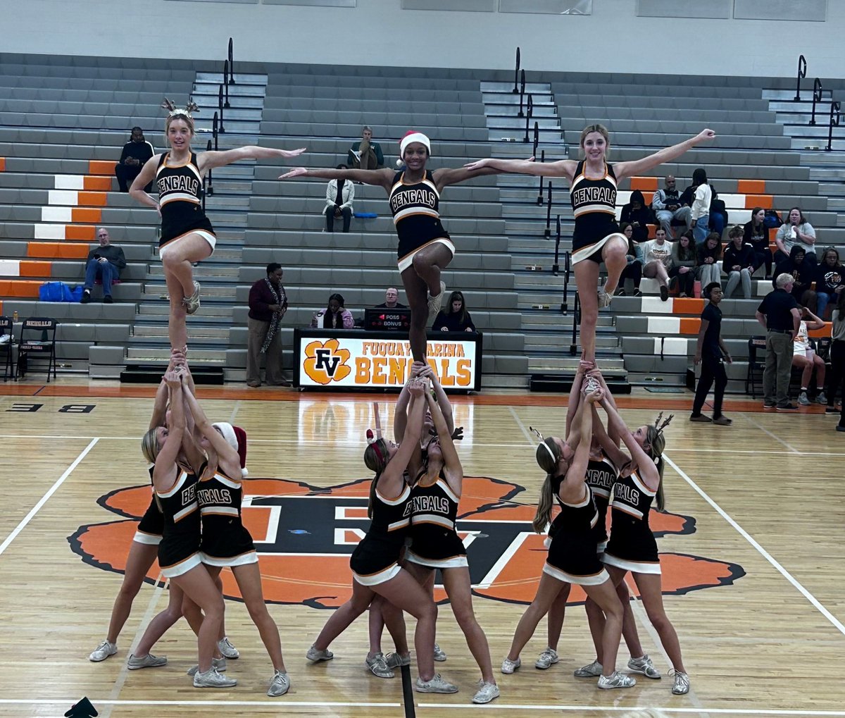 FVHS Varsity Cheer (@fv_varsitycheer) on Twitter photo Happy Holidays Bengals!
Sending Holiday CHEER! Wishing everyone a wonderful Holiday Season from Fuquay-Varina High School Varsity Cheer!
β€οΈππ§‘π€πΎπ§‘π€πβ€οΈ
#ROLLBENGALS
<a href="/fvhsbengals/">FVHS Athletics</a> Happy Holidays Bengals!
Sending Holiday CHEER! Wishing everyone a wonderful Holiday Season from Fuquay-Varina High School Varsity Cheer!
β€οΈππ§‘π€πΎπ§‘π€πβ€οΈ
#ROLLBENGALS
<a href="/fvhsbengals/">FVHS Athletics</a>