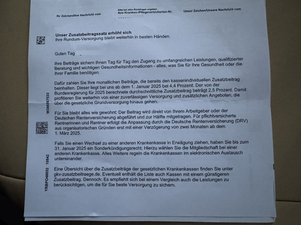 E_Boeminghaus's tweet photo. Krankenkassen-Schock: Knappschaft gewinnt traurigen Pokal mit der größten Erhöhung!
#Knappschaft #Techniker
Die Knappschaft hat den „Pokalsieg“ geholt: Ab 2025 steigt der Zusatzbeitrag auf satte 4,4 % – das ist die höchste Erhöhung aller Krankenkassen! Aber auch die Techniker Krankenkasse zieht nach und erhöht ihren Beitrag von 1,2 % auf 2,45 %.
Mehr Belastung, weniger im Portemonnaie! Die Verarmung der Deutschen schreitet rasant voran – und das dank einer völlig gescheiterten Wirtschaftspolitik. Ein Schreiben dazu finden Sie im Anhang.
Danke für die Info! Horror
