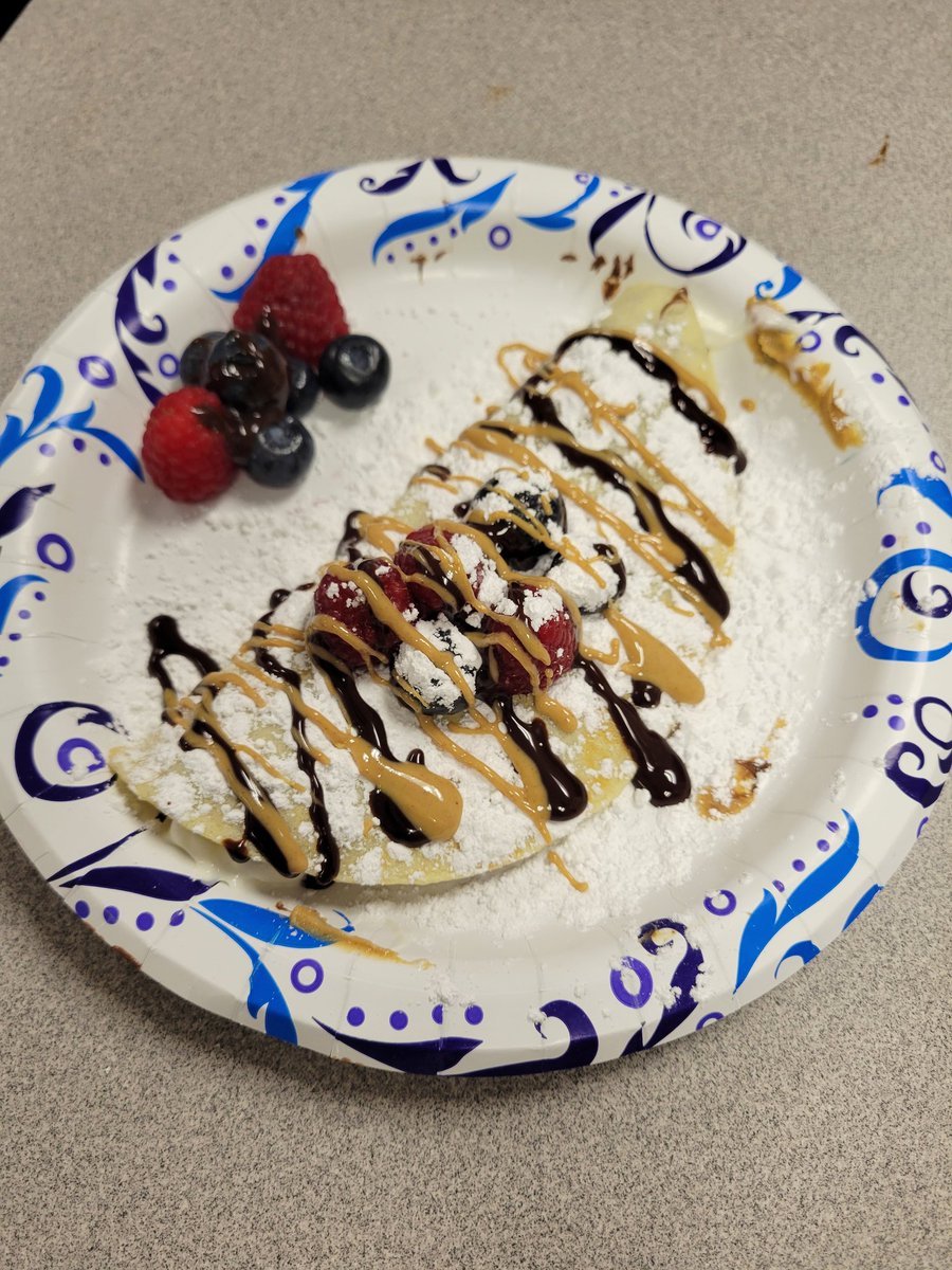 Anderson_FCS's tweet image. Bell 4/5 was so busy and fun that I forgot to take pictures of the steak tacos. The judges took forever deciding on a winner because everyone crushed it! #GlobalFoods #FinalExam #ProudTeacher #AHSisFamily