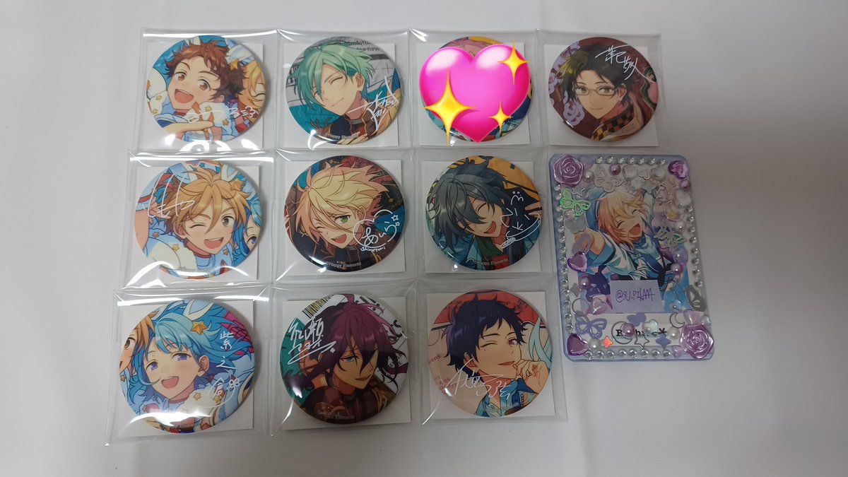 SU_PIkAAA's tweet photo. 【交換】あんスタ アルバムシリーズ 
TRIP 缶バッジ

缶 → 光 友也 創 巽 藍良 マヨイ ニキ 弓弦 敬人

求 ✿ 同種なずな

🌷プロカ必読願
🌷郵送交換希望 https://t.co/54VBIOp72W