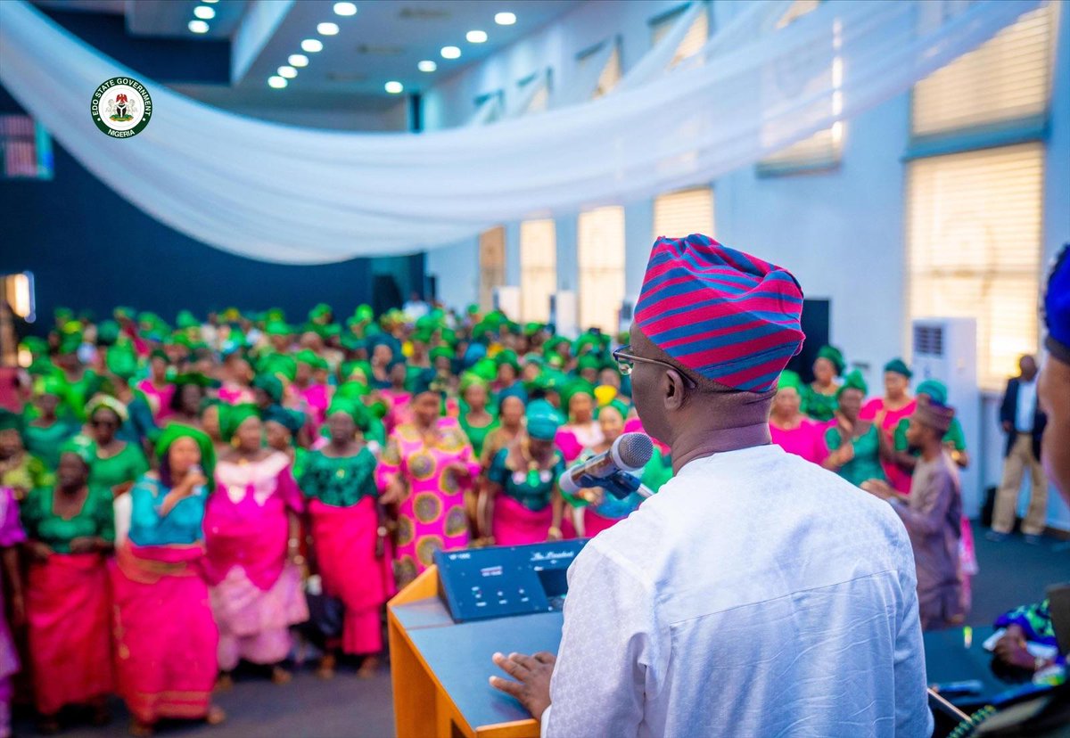 cpsedostate's tweet photo. PRESS RELEASE 

GOV OKPEBHOLO'S INTEREST-FREE LOANS FOR EDO TRADERS TO COMMENCE IN JANUARY 
■MASSIVE MECHANIZED FARMING UNDERWAY IN EARLY 2025

Edo State Governor, Senator Monday Okpebholo has revealed plans to give out interest-free loans to https://t.co/FViLYXb58C