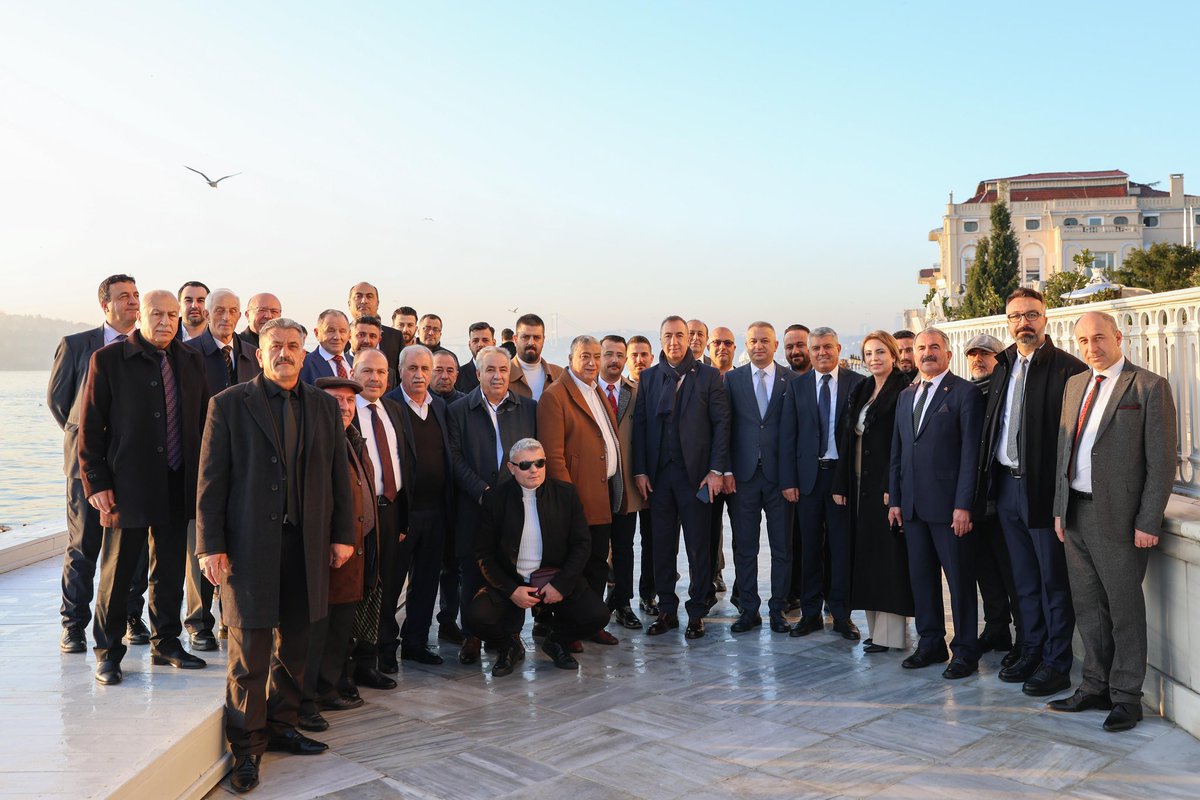 Masfed2010's tweet photo. MASFED 5. Olağan Genel Kurul toplantısı Genel Başkanımız Aydın Erkoç ev sahipliğinde, Yönetim Kurulu Üyelerimiz ve İl Dernek Başkanlarımızın yoğun katılımıyla Sait Halim Paşa Yalısı'nda gerçekleşti.

Erkoç, güven tazeleyerek 5'inci kez Genel Başkan seçildi. https://t.co/d2RAnWKxq5
