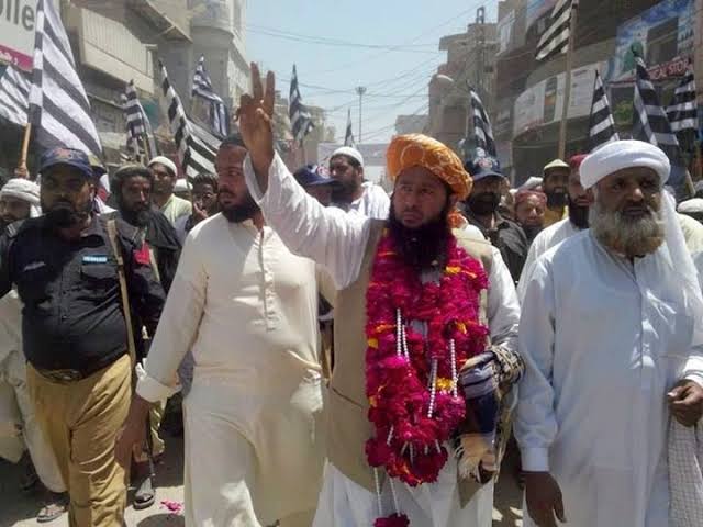 یا اللہ کل ہونے والے فیصلہ سنانے والے جج کو ایمانی قوت عطاء فرما
 اور اس کو صحیح فیصلہ کرنے کی توفیق عطاء فرما آمین ثم آمیـــــــــــــــــن 
#JusticeForDrSoomro