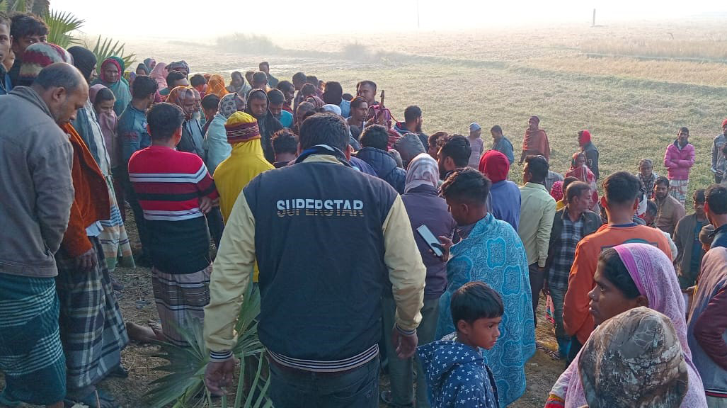 নওগাঁয় মোটরসাইকেল নিয়ন্ত্রণ হারিয়ে যুবক নিহত