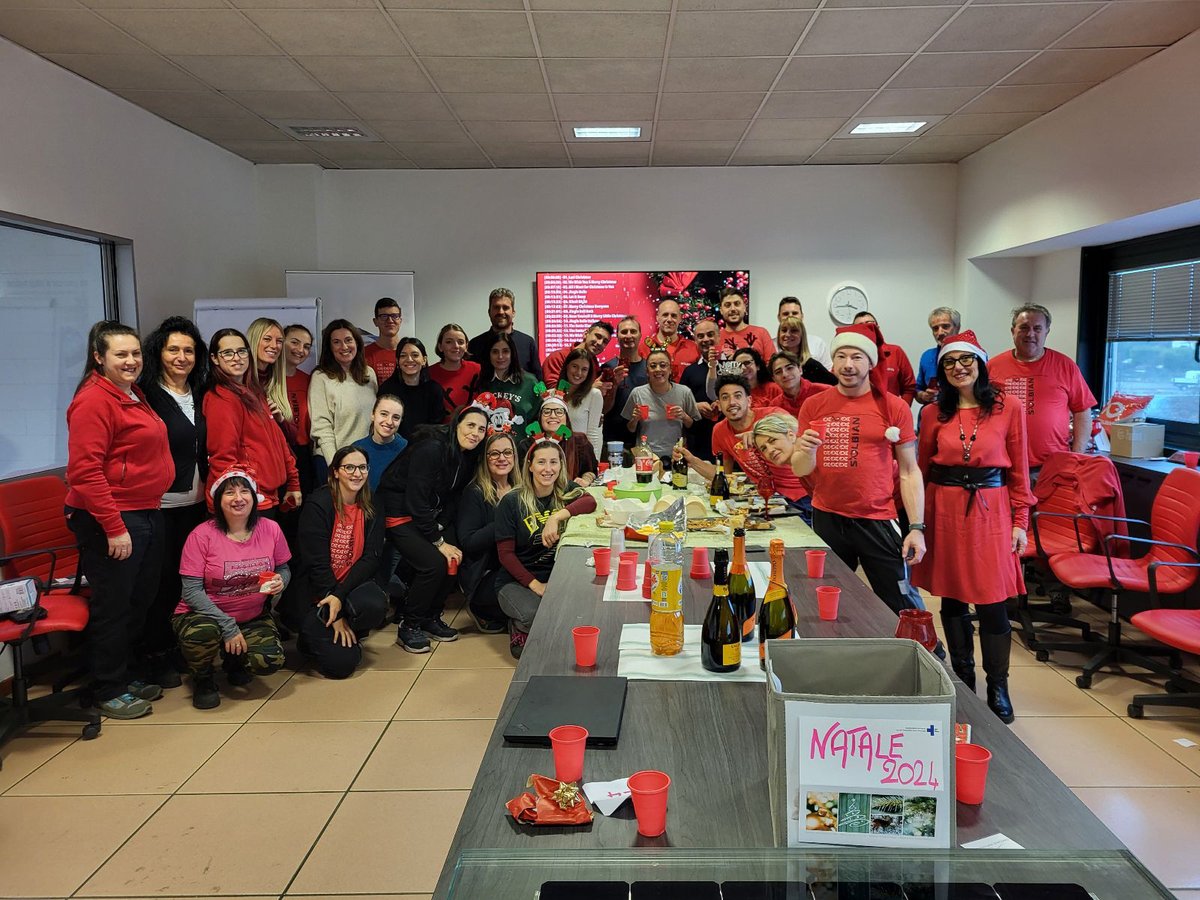 🎄✨ Wishing you a Merry Christmas and a bright New Year from the entire Solbian team. We're excited for what the future holds and thank you for being a part of our journey.

#happyholidays #solbian