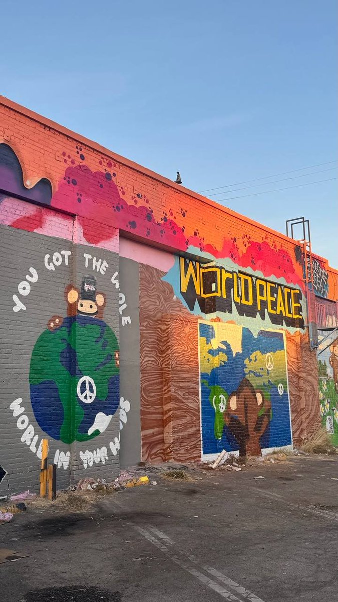 Spreading World Peace 🌍☮️

Check out the pups mural at: 350 N Fairfax Ave, Los Angeles, CA 90036 and tag me 

Scan <a href="/moonshot/">Moonshot</a> QR code and share photos to join the movement #SpreadWorldPeace