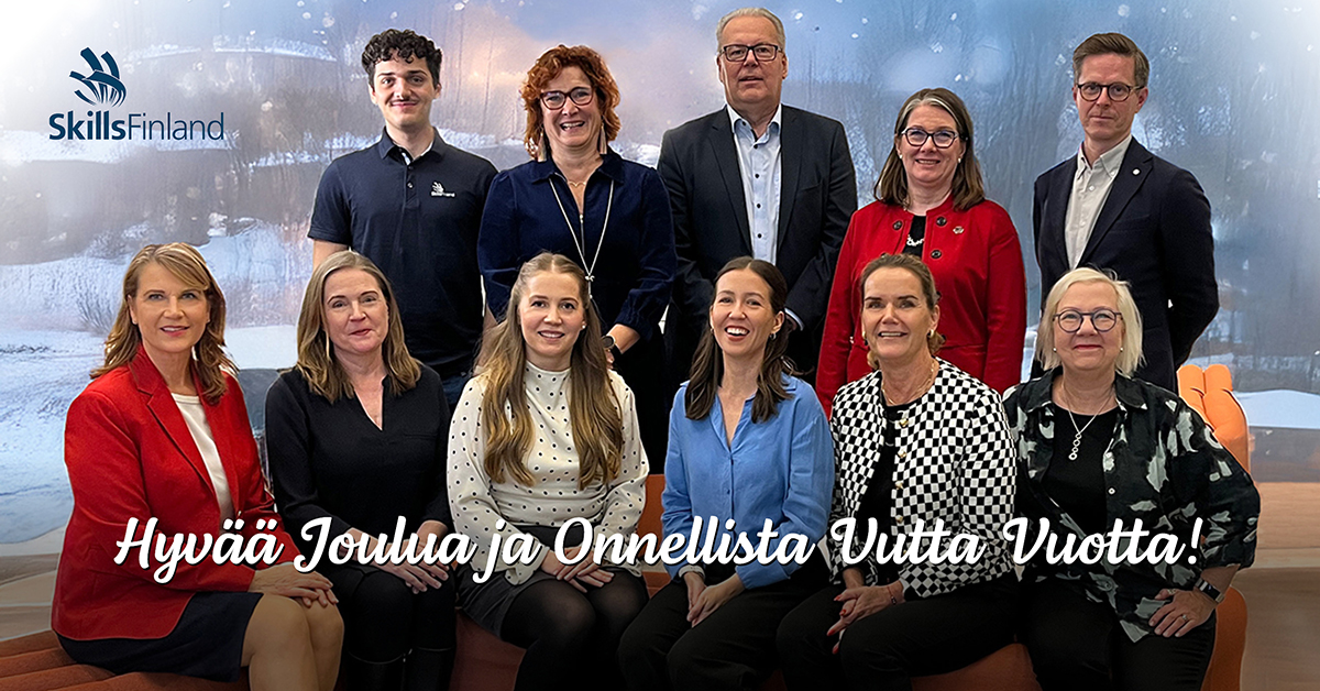 Hyvää joulua! God jul! Season's greetings! ❄️ Skills Finlandin toimiston väki kiittää kuluneesta vuodesta verkostoamme, jonka kanssa ammatillista osaamista ja kilpailutoimintaa on viety ilolla eteenpäin tänäkin vuonna. Palataan yhteiselle asialle jälleen vuonna 2025!