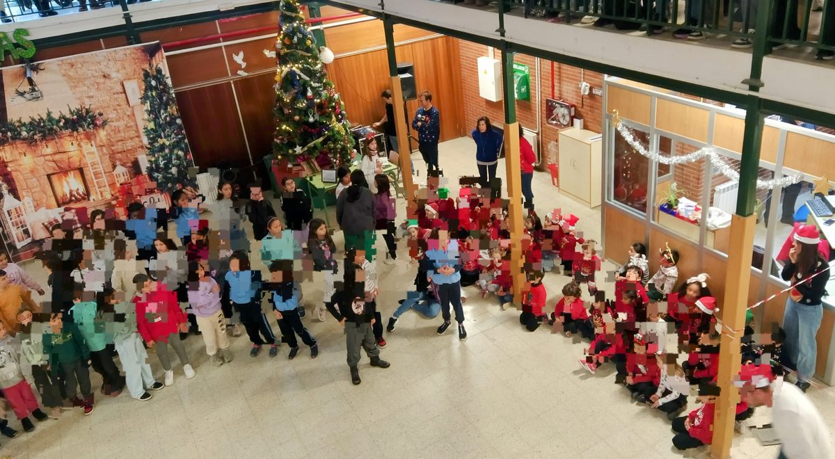 Nuestro entrañable festival de Navidad de infantil ha tenido lugar hoy en el <a href="/ceipgonzalo/">Ceip Gonzalo Fernández de Córdoba</a>: