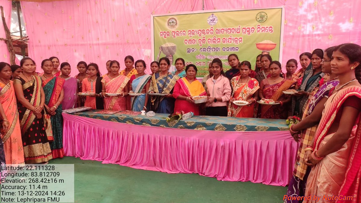 DfoSundargarh's tweet image. Notably, capacity building training programmes for value addition for Mahua products is being conducted by Sundargarh Forest Division at various villages under #OFSDP-II.
Hon&apos;ble ZP president, Smt Kunti Pradhan visited this training and encouraged the participants
#ValueAddition