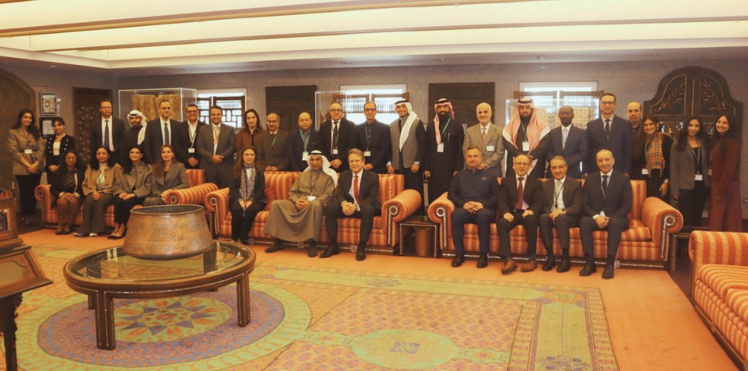 الصندوق العربي للإنماء الاقتصادي والاجتماعي (@arabfundorg) on Twitter photo In collaboration with @ILOArabStates and <a href="/arabcoordgroup/">Arab Coordination Group (ACG)</a>, we hosted a workshop to share best practices for measuring and maximizing employment impact in development projects, supporting inclusive growth in the #Arab region. arabfund.org/blog/press-rel… In collaboration with @ILOArabStates and <a href="/arabcoordgroup/">Arab Coordination Group (ACG)</a>, we hosted a workshop to share best practices for measuring and maximizing employment impact in development projects, supporting inclusive growth in the #Arab region. arabfund.org/blog/press-rel…