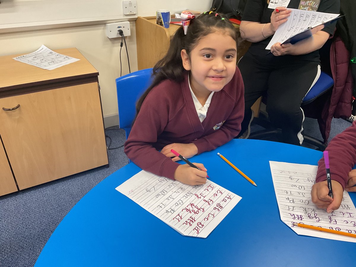 Pupils have enjoyed learning a new skill this week, Natalie from Metallic Sunflower came to deliver some exciting Calligraphy classes to some KS2 children!