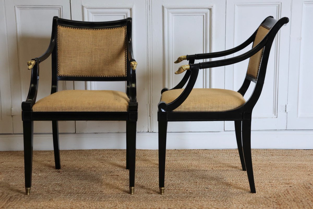 BrownriggUK's tweet image. Stylish Pair of 1970s Ebonised Armchairs with Dogs Heads Mounts in Brass

tinyurl.com/2hy3486d

#ebonisedarmchair #antiquearmchair #antiquechair #pairofchair