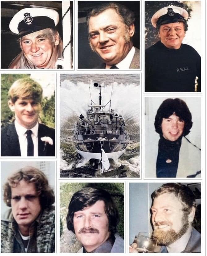 RNLI_Whitstable's tweet photo. 43 years ago, eight volunteer crew members from Penlee Lifeboat launched in treacherous conditions to aid the Union Star.
Tragically they never returned. 16 lives were lost that night, just a week before Christmas.
#RNLI #SavingLivesAtSea #RespectTheWater #Penlee #whitstablernli https://t.co/jUqHSBVUNn